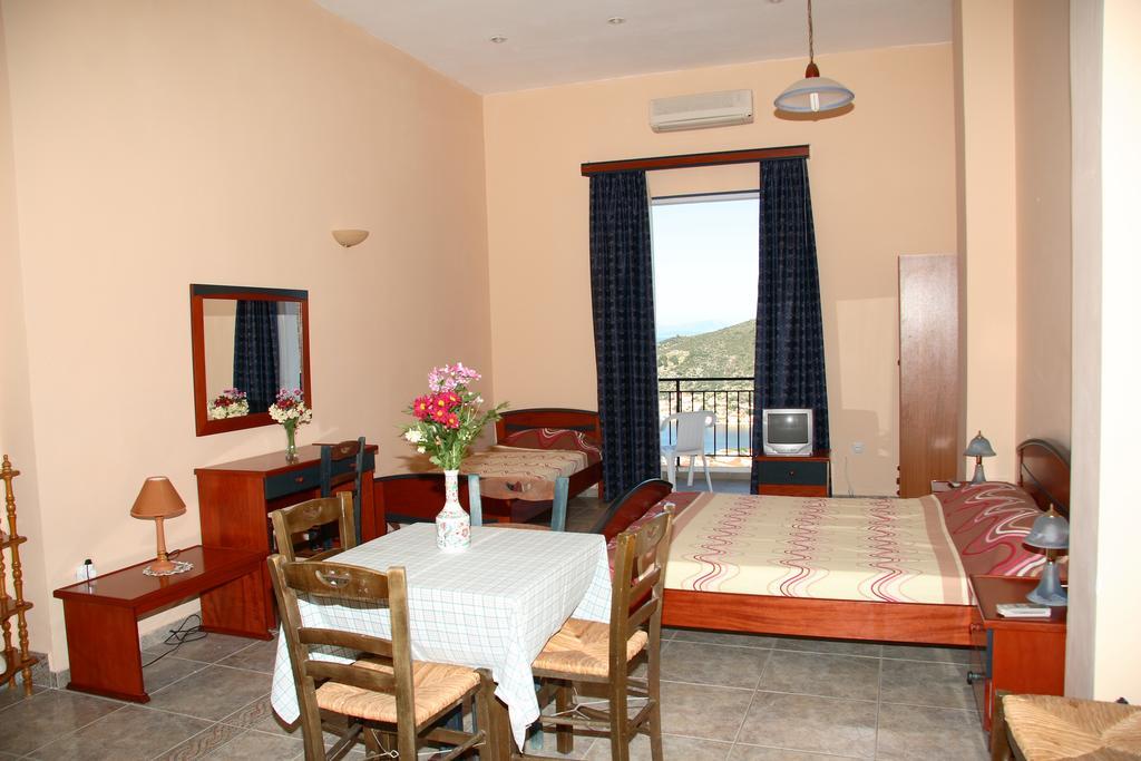 Calypso Apartments Vathy  Esterno foto