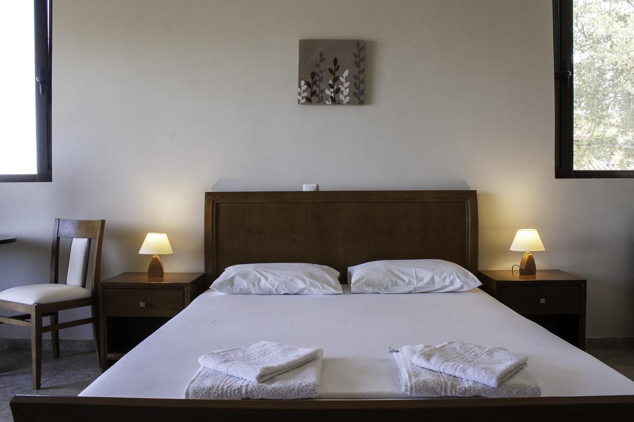 Calypso Apartments Vathy  Esterno foto