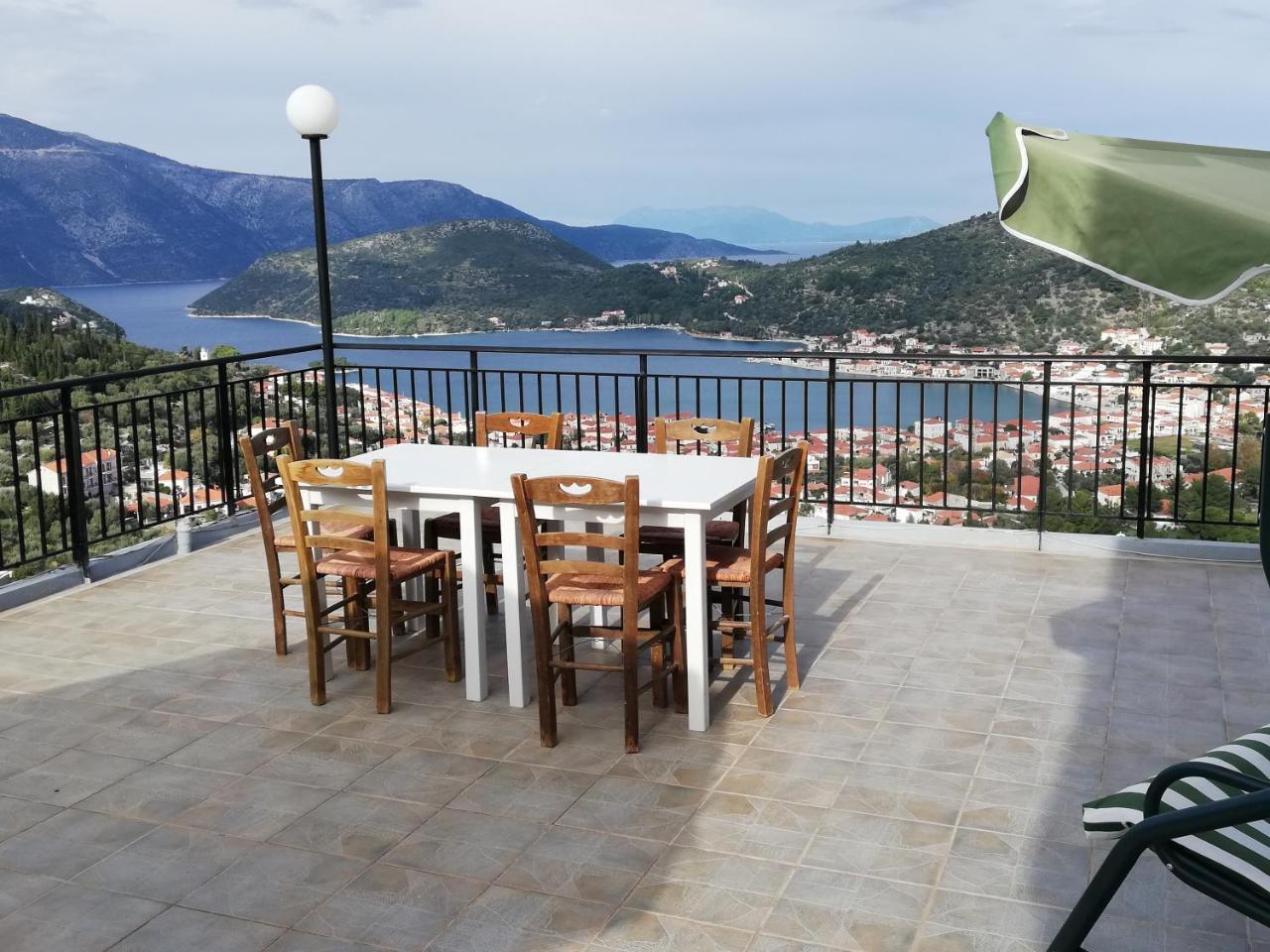 Calypso Apartments Vathy  Esterno foto